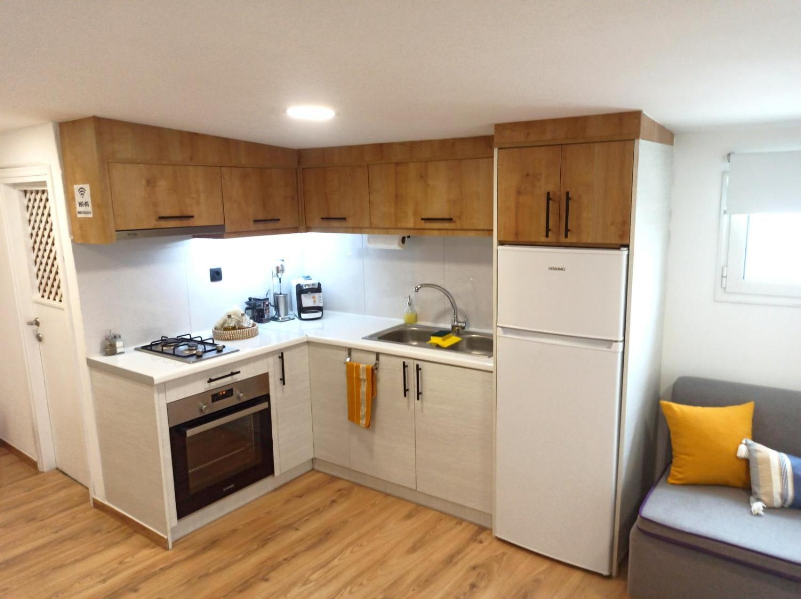 Апартаменты Renovated Loft Near The Center Ираклион Экстерьер фото